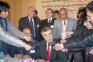 afghanistanministerofagriculturelauncheshealingwounds3.jpg