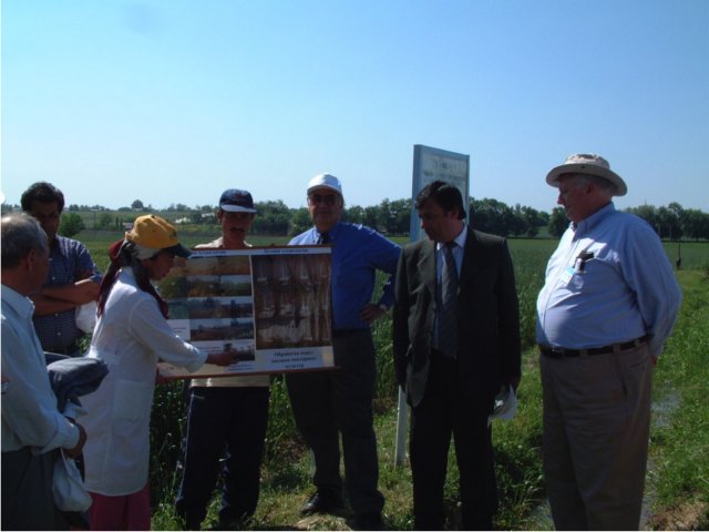 experimentoncropdiversificationuzbekistan2003.jpg