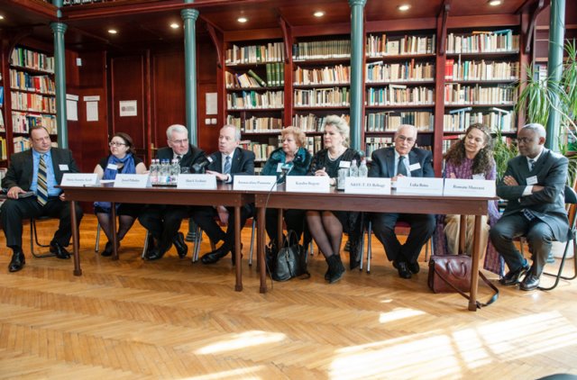 Budapest Library budapestlibrary.jpg